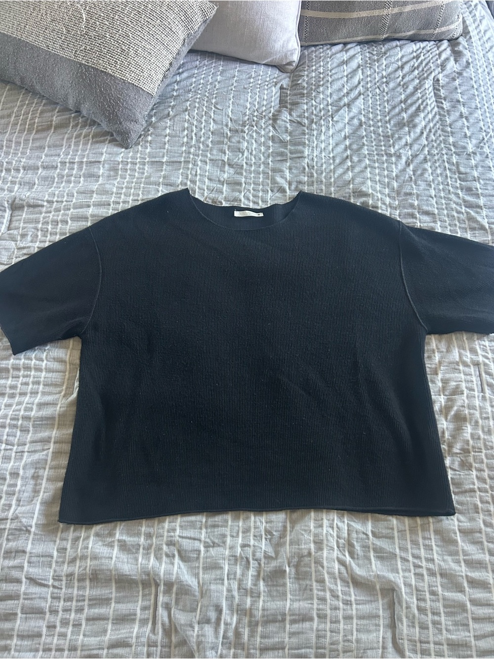 Black Boxy Short-Sleeve Sweater - zara